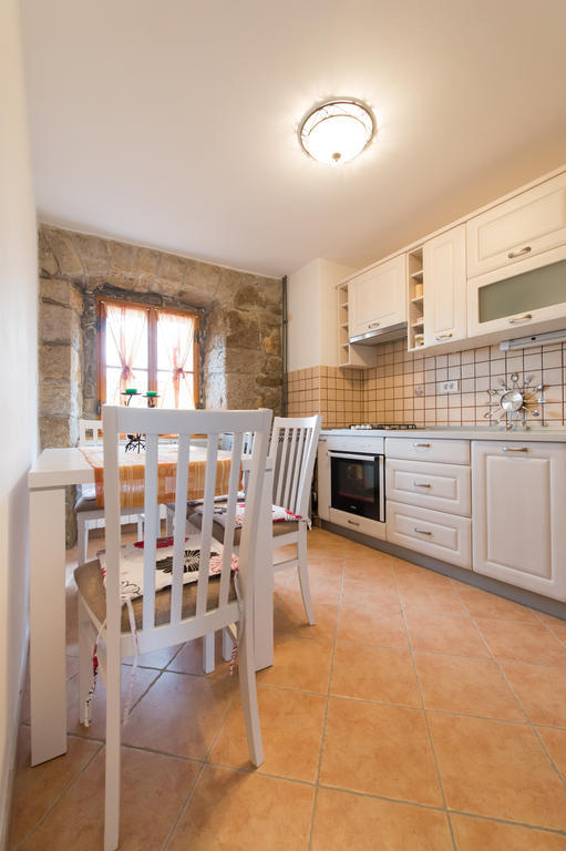 House Vera Hum Pokoj fotografie